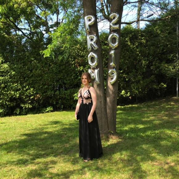 Meet your Posher, Juliette - Picture 1 of 1